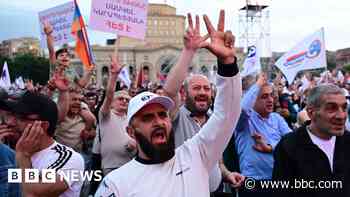 Armenia braces for election as Russia piles pressure on pro-West government