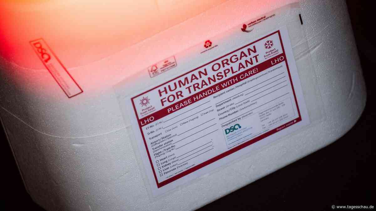 Organspende: Bundestagsgruppen werben für Reformen
