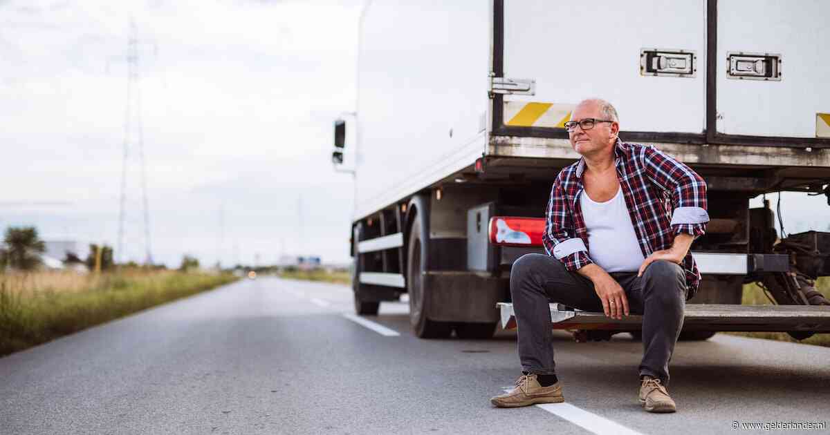 Veevervoerder Gerard werd vegetariër door zijn kleinzoon, en nu is hij het pispaaltje van het bedrijf