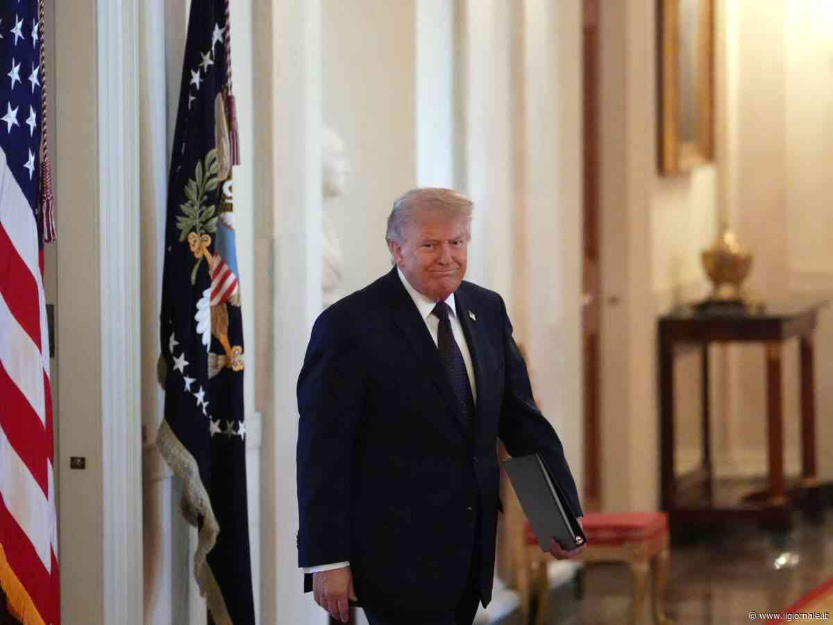 Trump, i video virali e il giallo del farmaco scomparso: la salute del presidente torna al centro del dibattito americano
