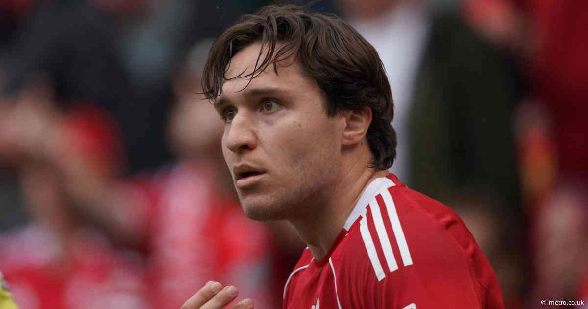 Federico Chiesa opens door to Liverpool exit with message to Andoni Iraola