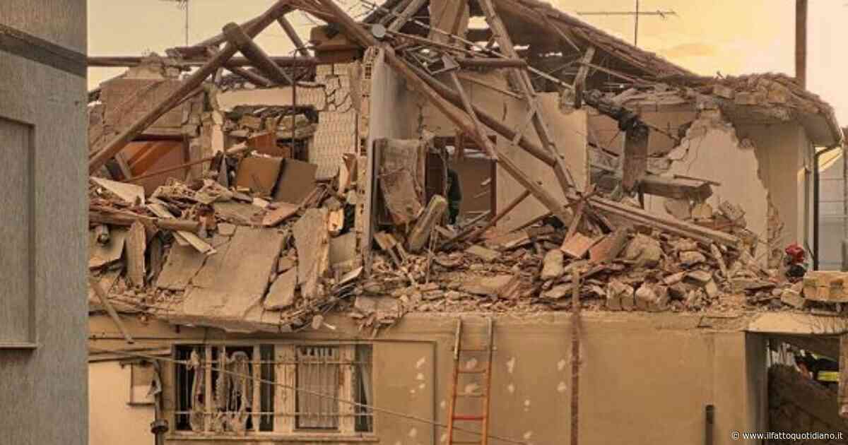 Porto Sant’Elpidio, crolla una palazzina nella notte: un morto e una dispersa. Un ragazzo estratto vivo