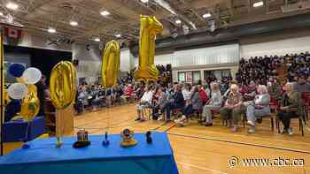 Campbellton students, teachers, community celebrate history of  2 schools set to close
