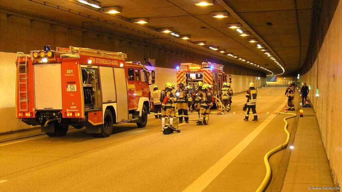 140 Feuerwehrleute proben neues Einsatzkonzept für Brandeinsätze