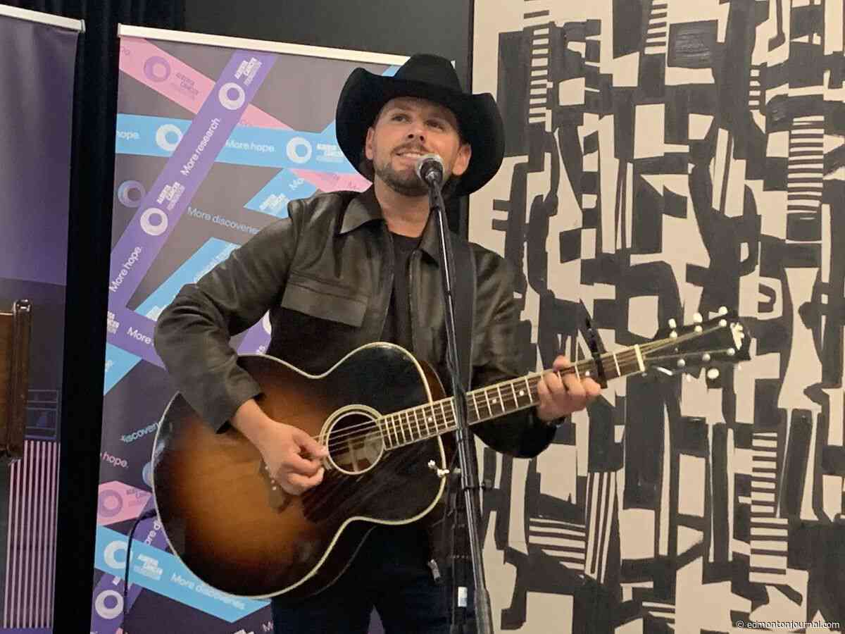 Country star rejects separatism claims, says critics question his 'national pride'