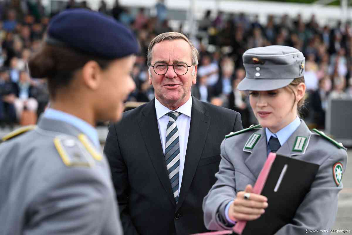 Pistorius lobt Bürgerinteresse bei Bundeswehr-Tag