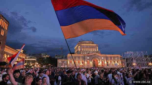 As Armenia heads to the polls, Russia warns against electing 'pro-European forces'