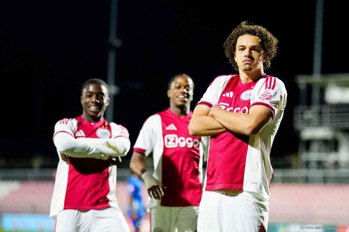 Ajax laat Vink vertrekken naar SC Cambuur; spits speelt komend seizoen in Eredivisie