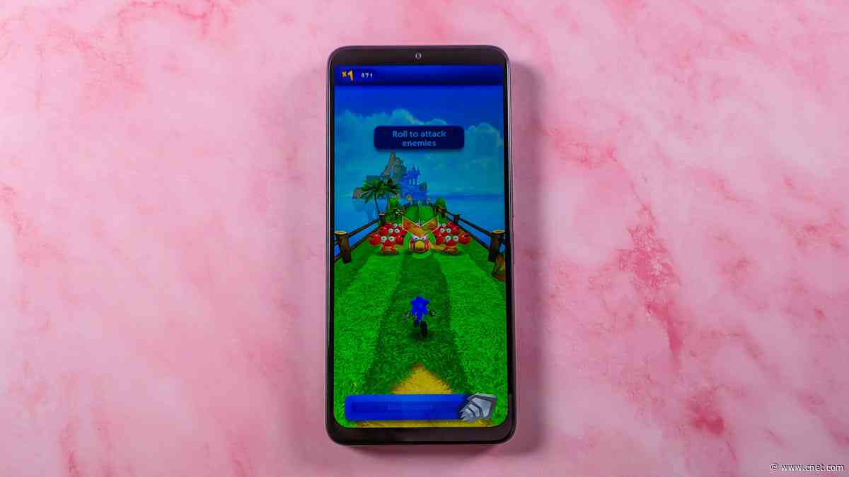 I've Tested a Ton of Cheap Phones. Here's How to Tell if One Is a Deal or Trash