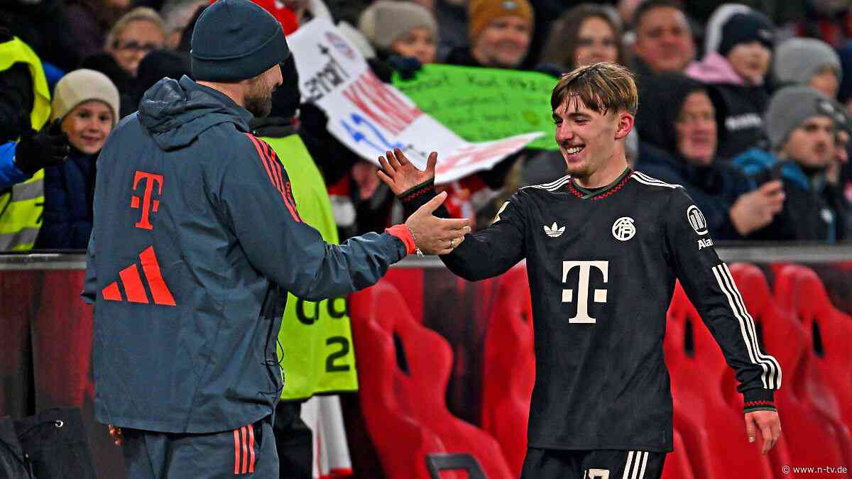 "Tut extrem weh": FC Bayern steht nach Karls WM-Aus unter Schock