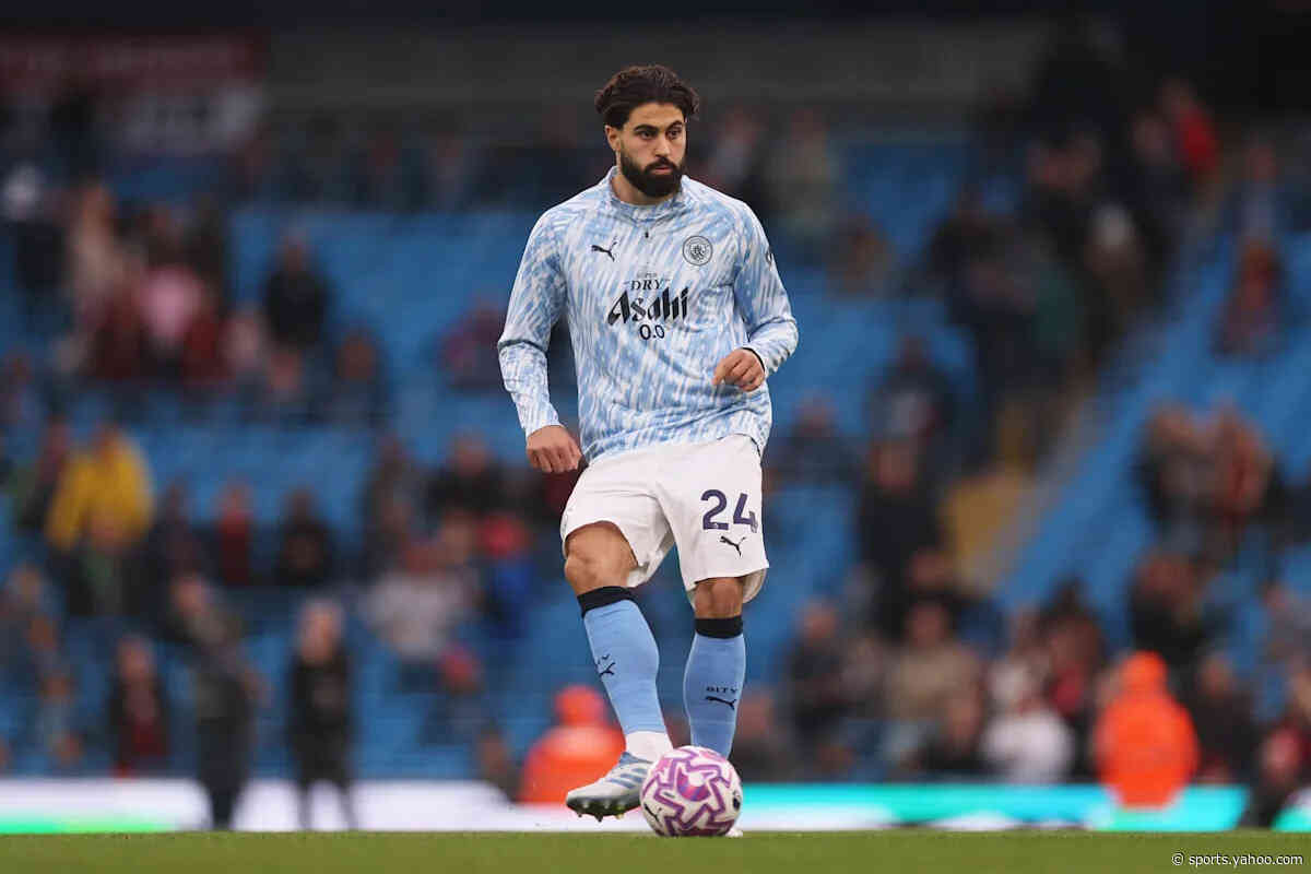 Manchester City believe Barcelona defensive target will renew contract – report