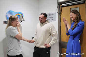 Kate Middleton Comforts a Young Mother Who Completed Her Chemotherapy