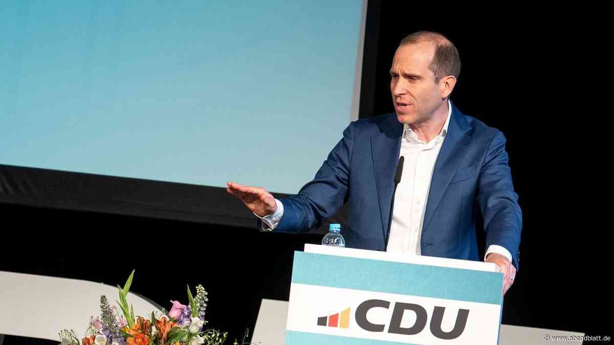 Dennis Thering wird erneut zum Landeschef gewählt – mit geringerer Zustimmung