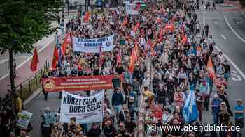 „Es reicht“-Demo in Hamburg – mehr als 1000 Menschen protestieren in der City
