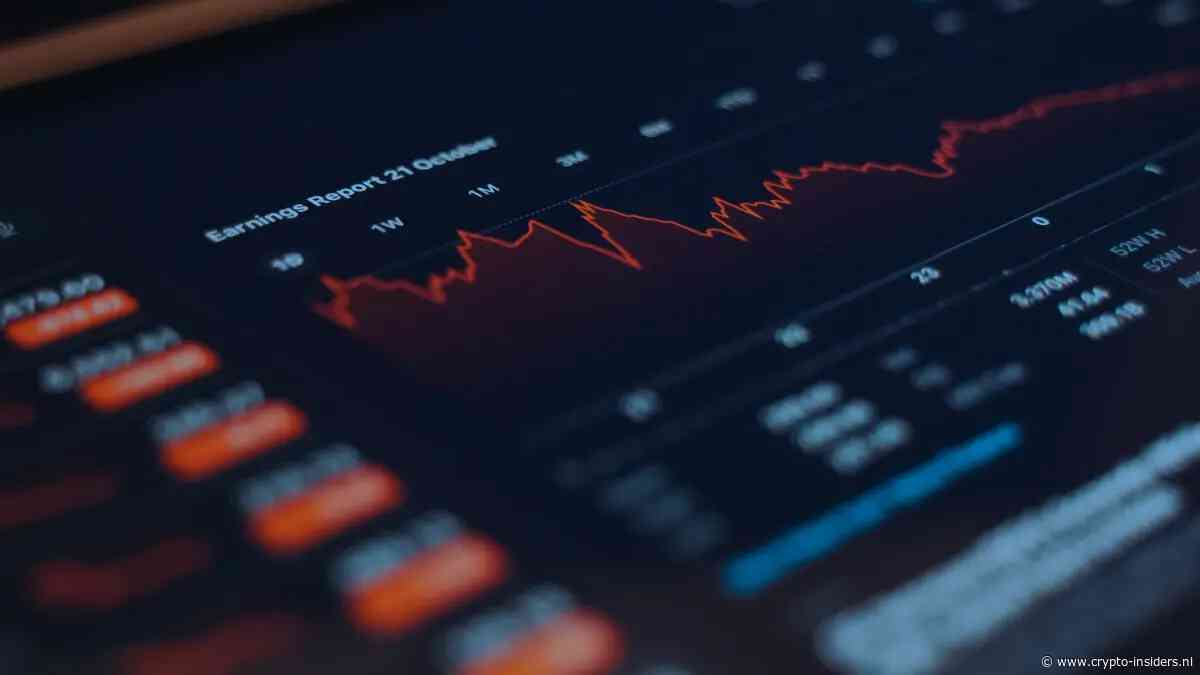 Crypto Rewind: Zcash crasht, AI voorspelt XRP & bitcoin onder druk