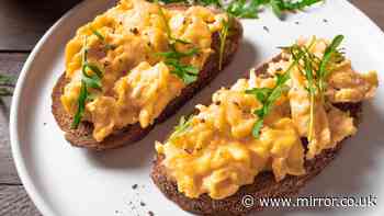 Chef's technique makes perfect 'silky' scrambled eggs every time