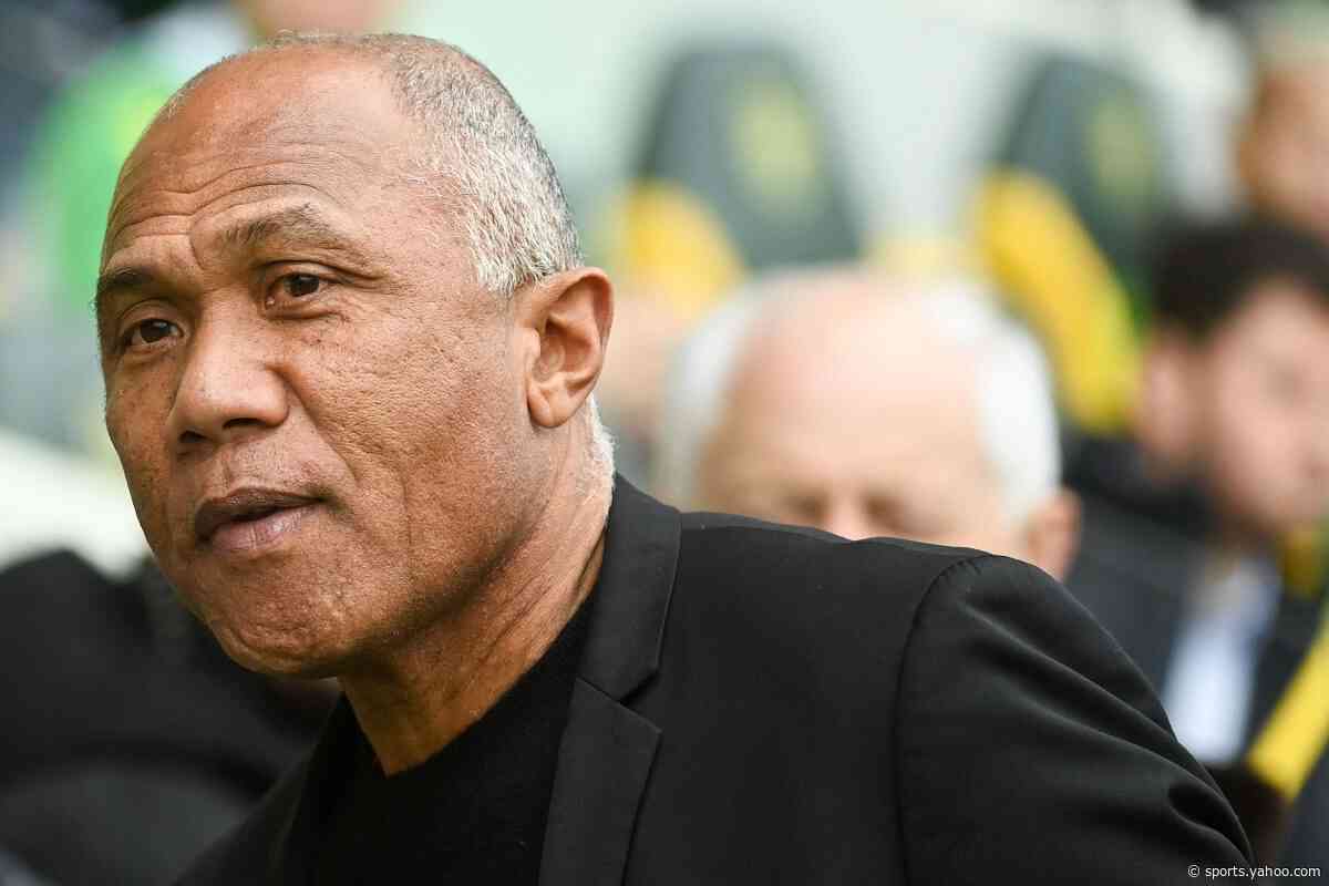 Antoine Kombouaré faces uncertain future at Paris FC