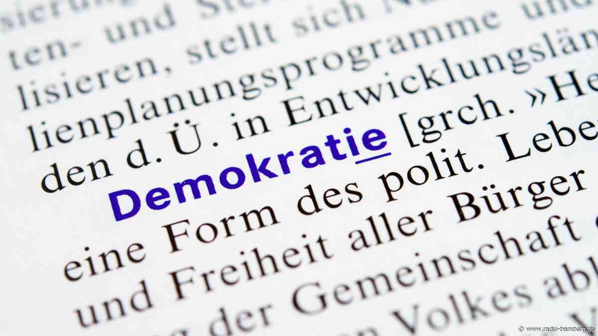 Rund 30 Organisationen laden morgen zur Stadtversammlung gegen Rechts