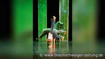 Neues Stück der Tanzwärts-Amateure im Staatstheater: Die Siegerin reitet den Burglöwen