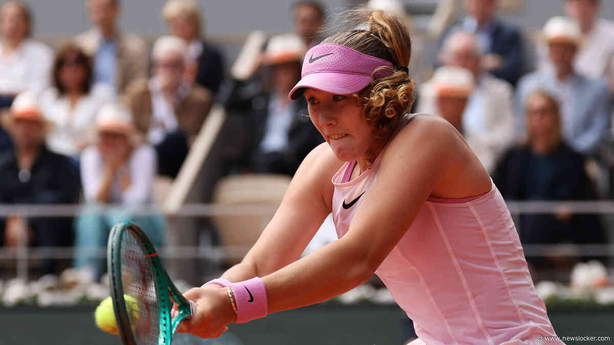 Roland Garros: Mirra Andreeva eenvoudig langs stunttennisster Maja Chwalinska en pakt eerste grandslamtitel