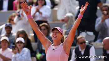 Teenager Mirra Andreeva stymies Maja Chwalinska, w...