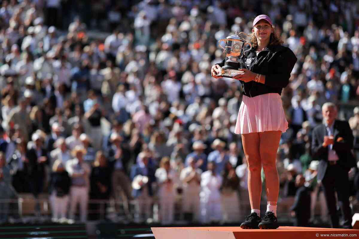 Roland-Garros : la Russe Mirra Andreeva remporte à 19 ans son premier titre en Grand Chelem