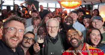 Spielberg stuns fans with surprise appearance at London pub quiz
