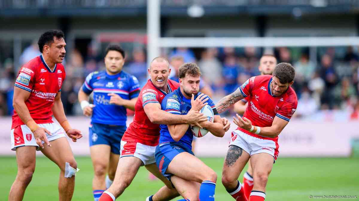 Wakefield Trinity v Hull KR live with all to play for in tense battle