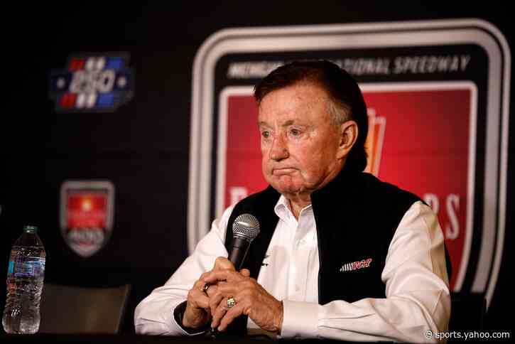 Richard Childress returns to public spotlight where he planned to reveal Kyle Busch extension
