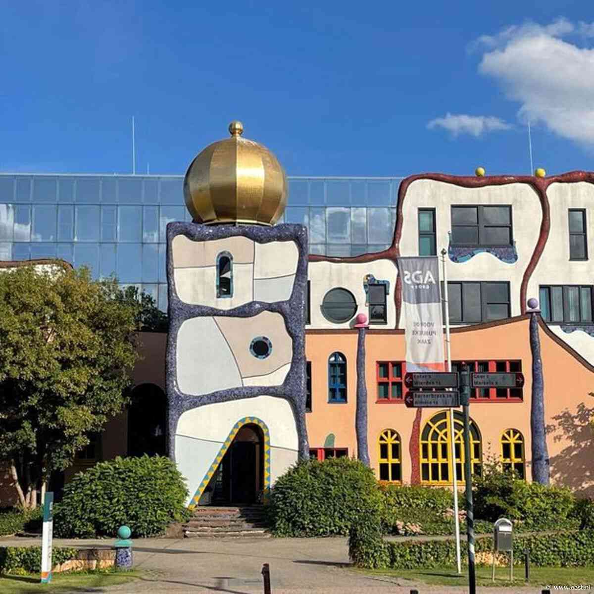 Monumentstatus Hundertwasser-pand jaagt ADS na 80 jaar uit Goor
