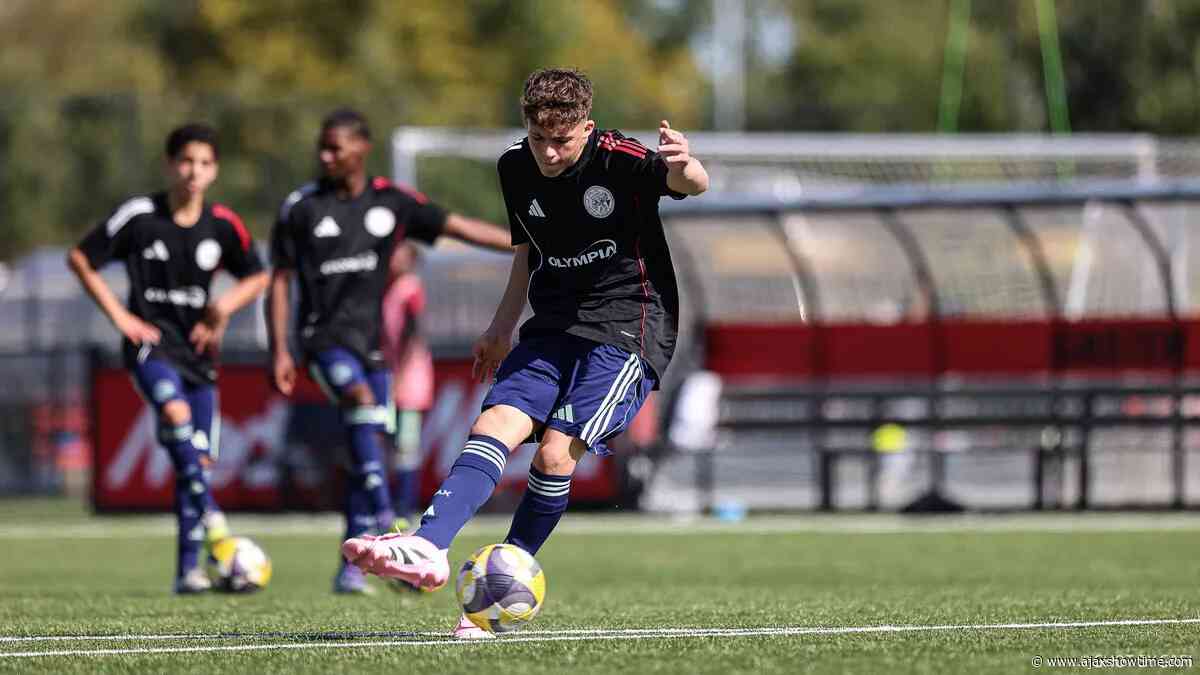 Kweekvijver: Ajax O15 laat zien dat het kan voetballen, maar eindigt op teleurstellende plaats