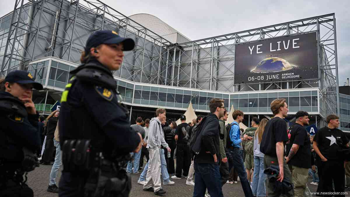 LIVE | Demonstranten met complotteksten over de Holocaust weggestuurd rond optreden Kanye West