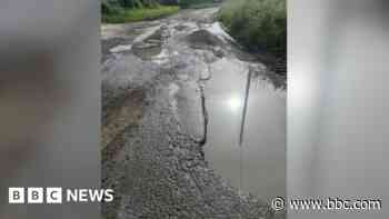 'A wonder' nobody hurt by 4ft deep pothole on road