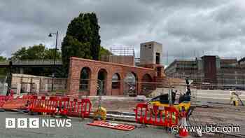 Footbridge work to link town with £18.7m project