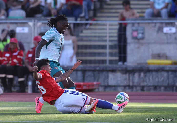 A World Cup star loses the plot in a friendly 🤯