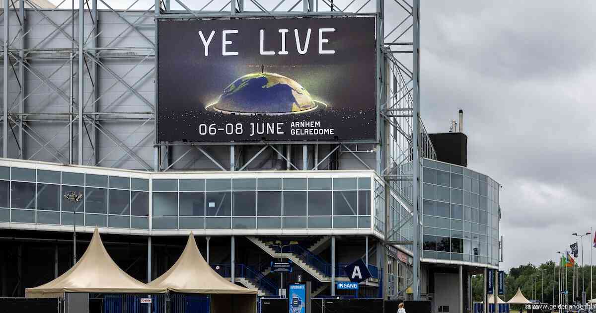 KIJK | Hebben Ye-fans getwijfeld om naar zijn concert te komen?
