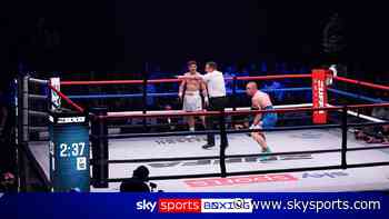 'It looks like he's dislocated his shoulder!' | BIZARRE ending as Cutler secures TKO