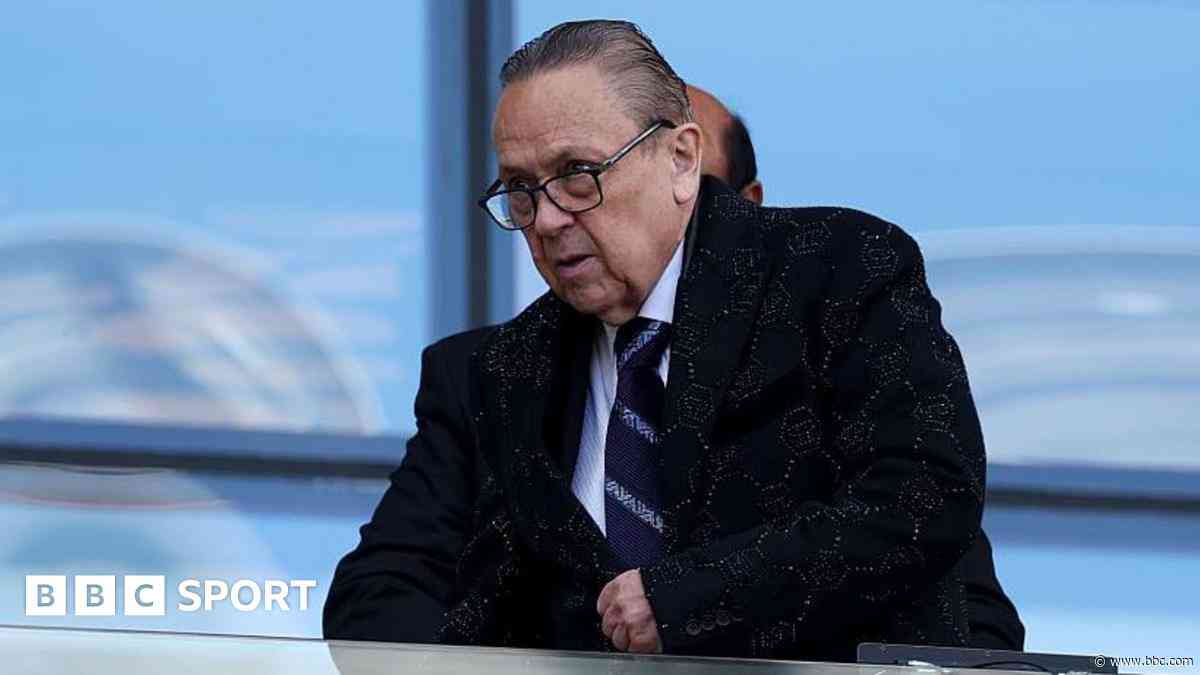 West Ham joint chairman David Sullivan steps down after 'serious' historical allegations