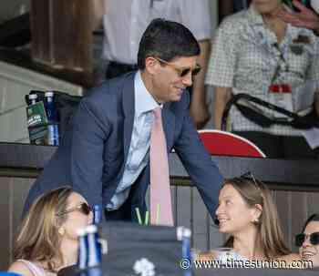 Fed chair attends Belmont Stakes in Saratoga Springs
