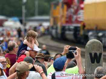 Big Boy makes big waves in small Fostoria