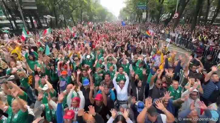 México batió Récord Guinness con una ola humana mundialista