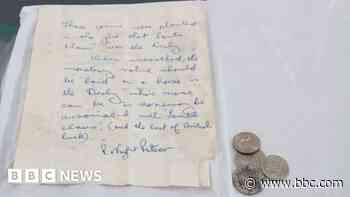 Builder wins bet on Epsom Derby thanks to 'spooky' time capsule tip