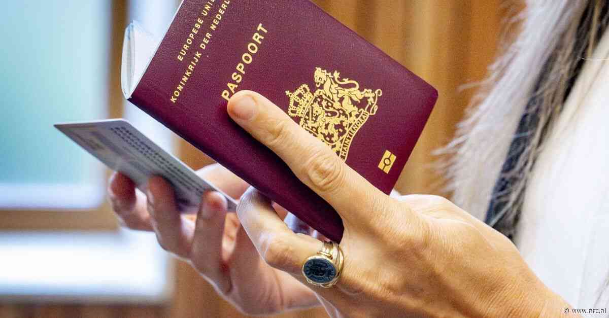 De X in mijn paspoort is pas het begin | Luisterverhaal op zondag