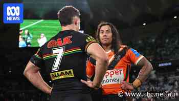 Live: Luai takes on former halves-partner Cleary in NRL blockbuster