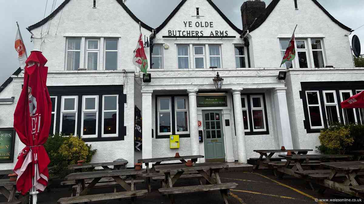 Welsh comedy club where top stand-ups gig is hidden behind neighbourhood pub