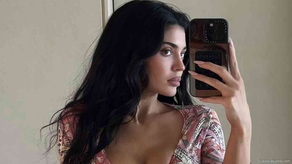 Kylie Jenner marks LA return with cleavage-baring selfies after boozy girls' trip without Timothee Chalamet