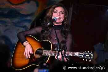 That did impress me much: Shania Twain stuns fans at intimate east London pub gig