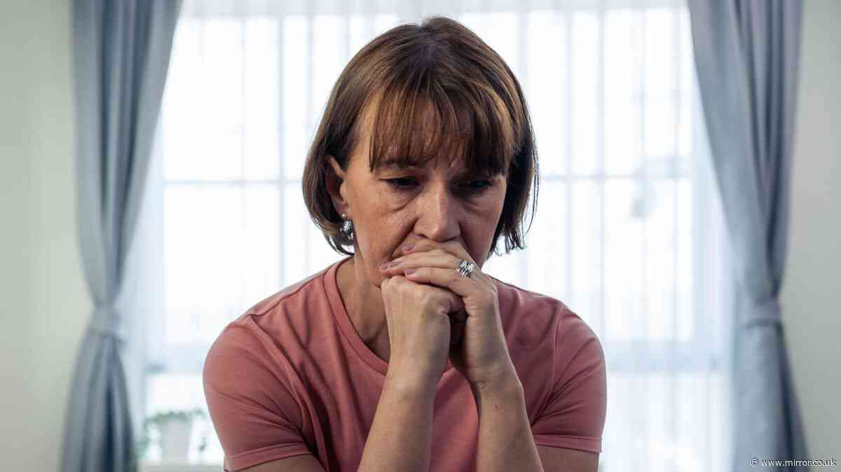 Night owls may be more prone to loneliness and anxiety, new sleep study suggests
