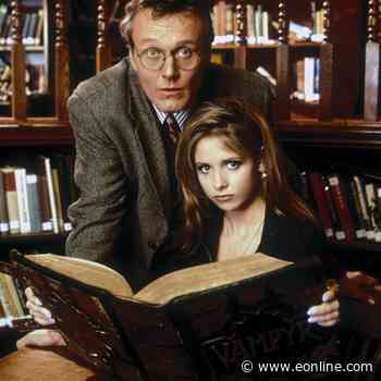 Sarah Michelle Gellar Pays Tribute to Late Buffy Costar Anthony Head