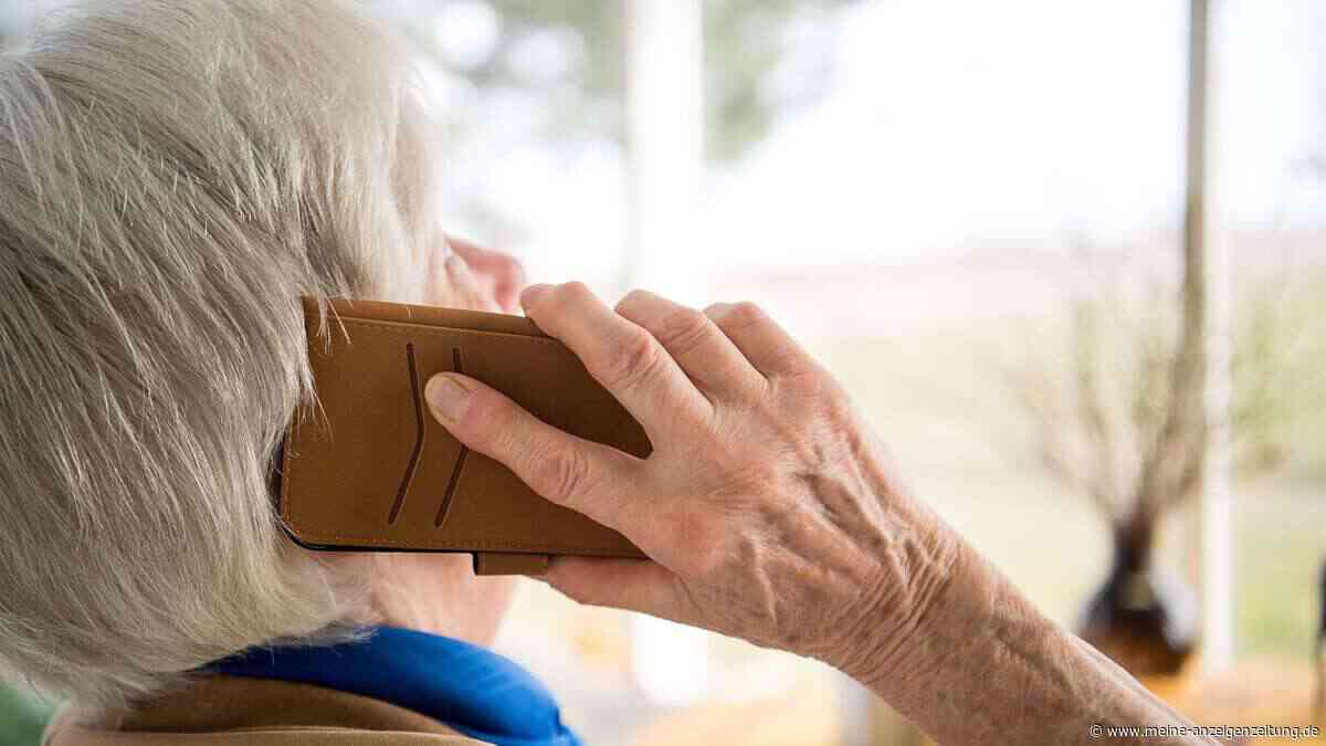 Schockanruf mit erfundener Darmkrebs-Diagnose: Seniorin übergibt 10.000 Euro